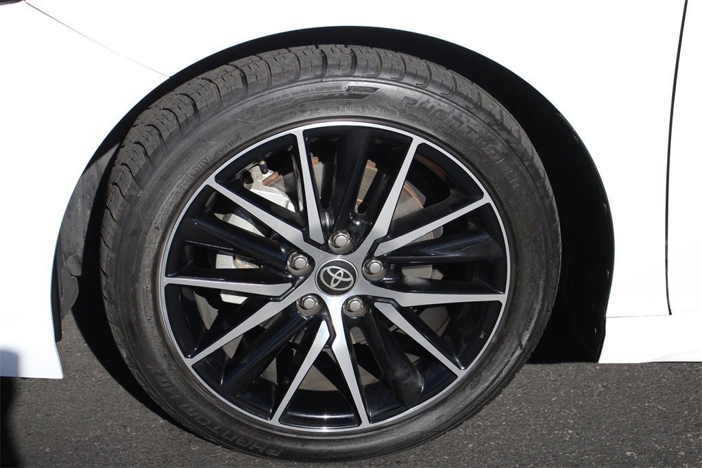 Used 2022 Toyota Camry SE w/ Convenience Package image 14