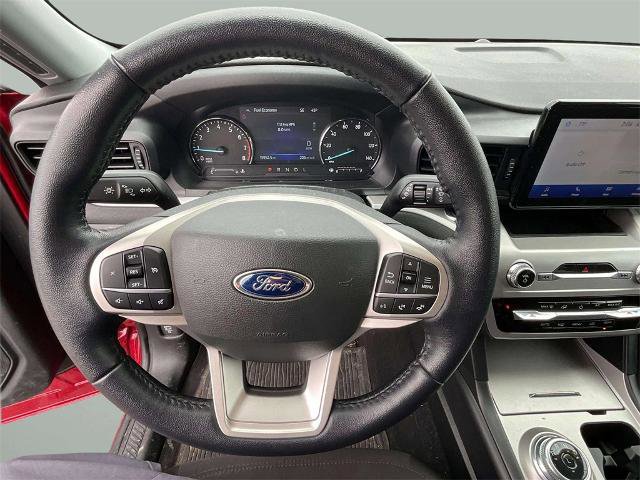 Certified 2022 Ford Explorer XLT w/ Class IV Trailer Tow Package image 11