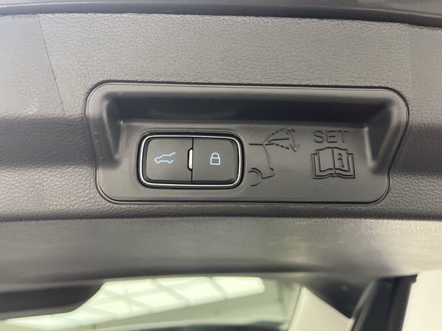 Certified 2025 Ford Explorer Active AWD/4WD image 31