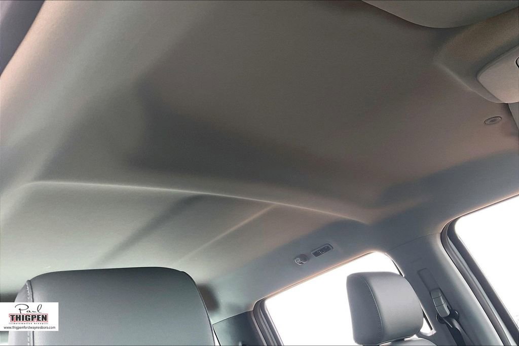 Certified 2025 Ford F250 XL w/ XL Chrome Package image 22