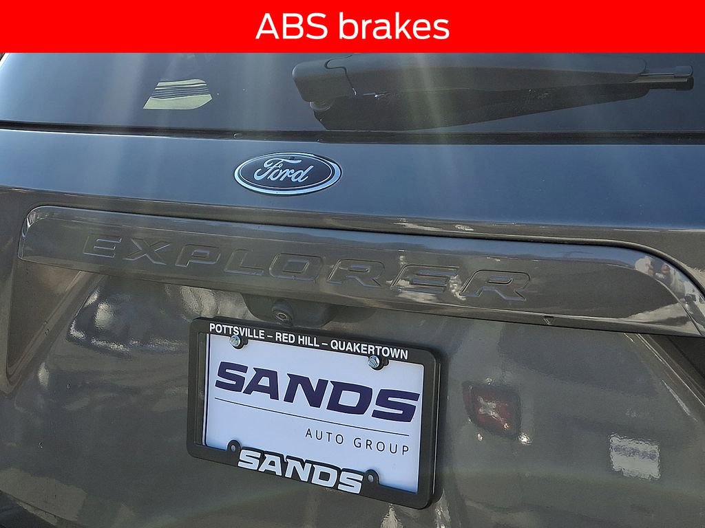 Certified 2021 Ford Explorer XLT w/ Equipment Group 202A image 28