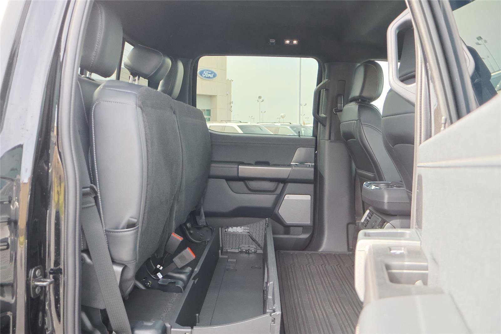 Certified 2025 Ford F150 Lariat w/ Equipment Group 501A Mid image 30