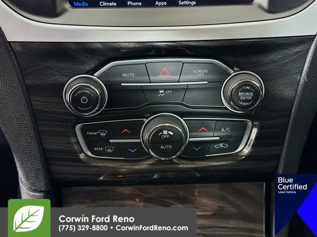 Used 2022 Chrysler 300 Touring image 18