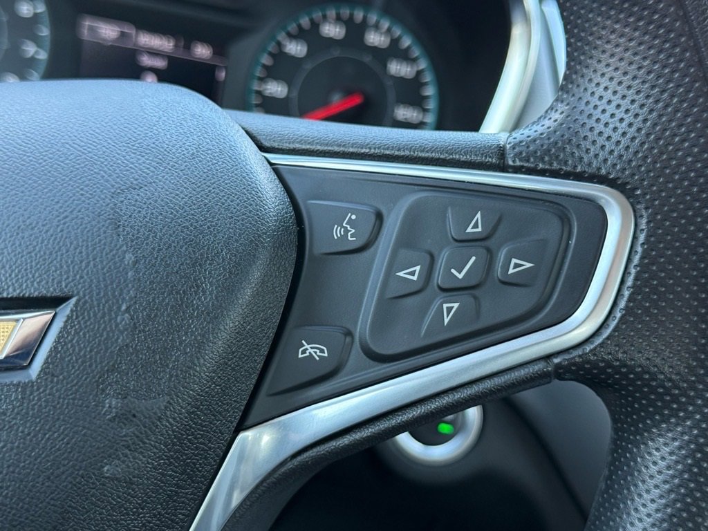 Used 2022 Chevrolet Equinox LS image 24