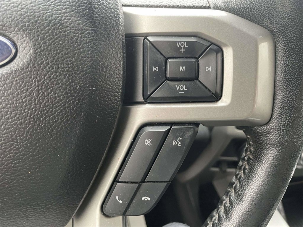 Certified 2017 Ford F150 Lariat w/ Equipment Group 502A Luxury image 26