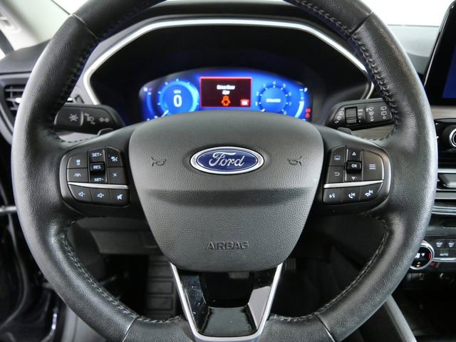 Certified 2020 Ford Escape Titanium w/ Titanium Premium Package 2.0 AWD/4WD image 23