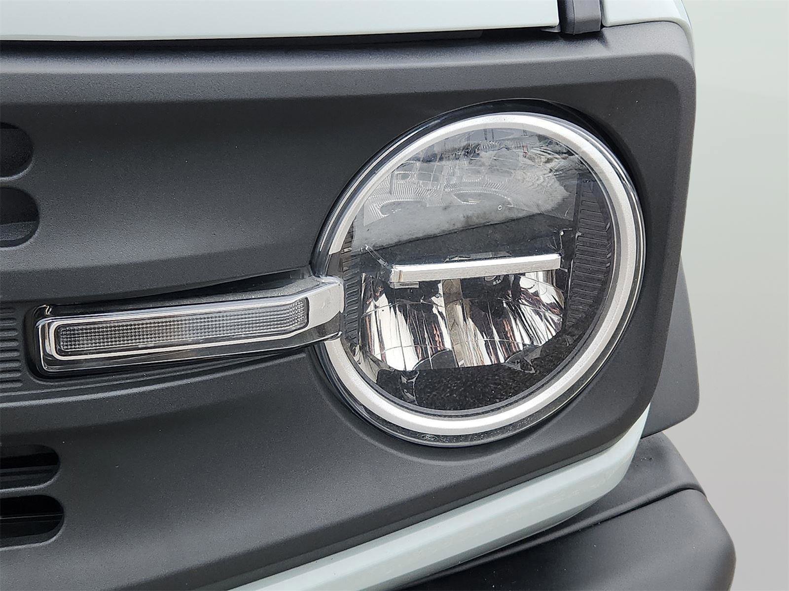 Certified 2024 Ford Bronco Black Diamond image 9