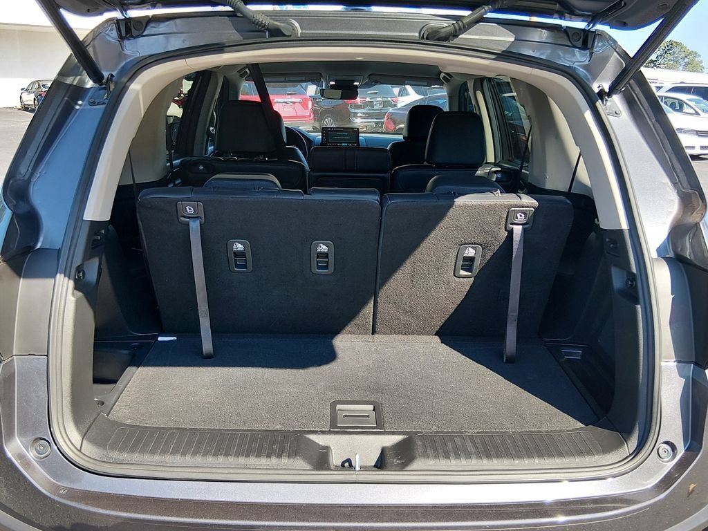 Used 2025 Honda Pilot EX-L image 16