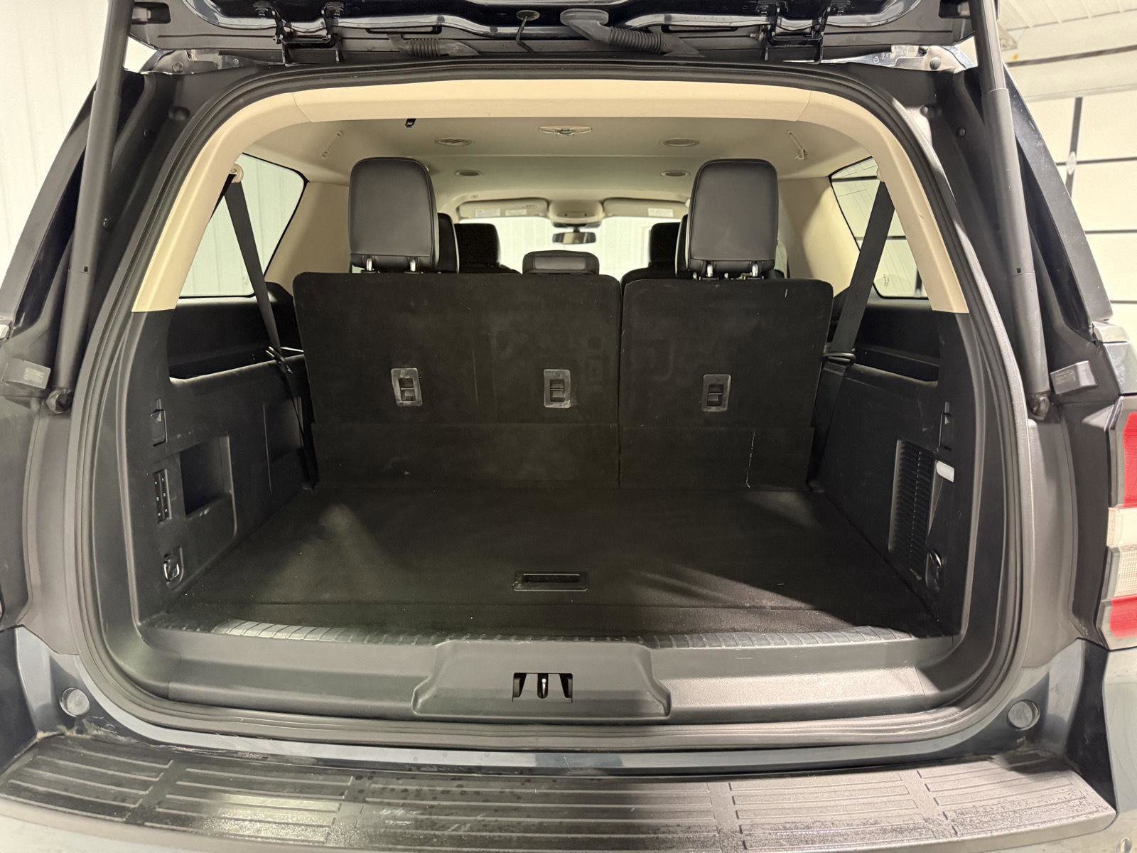 Certified 2023 Ford Expedition Max XLT image 39