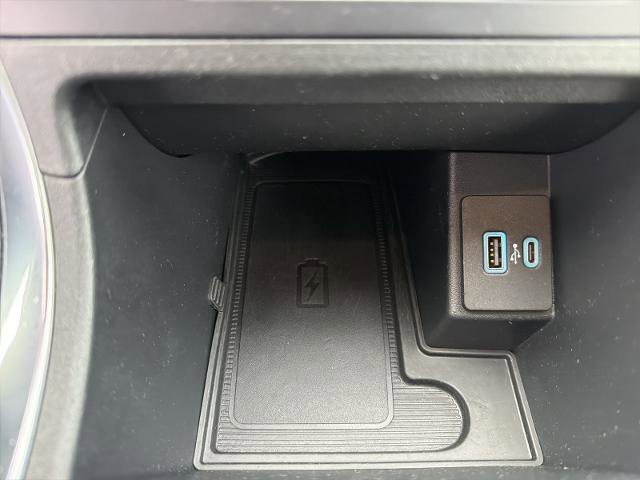 Certified 2021 Ford Edge Titanium image 22