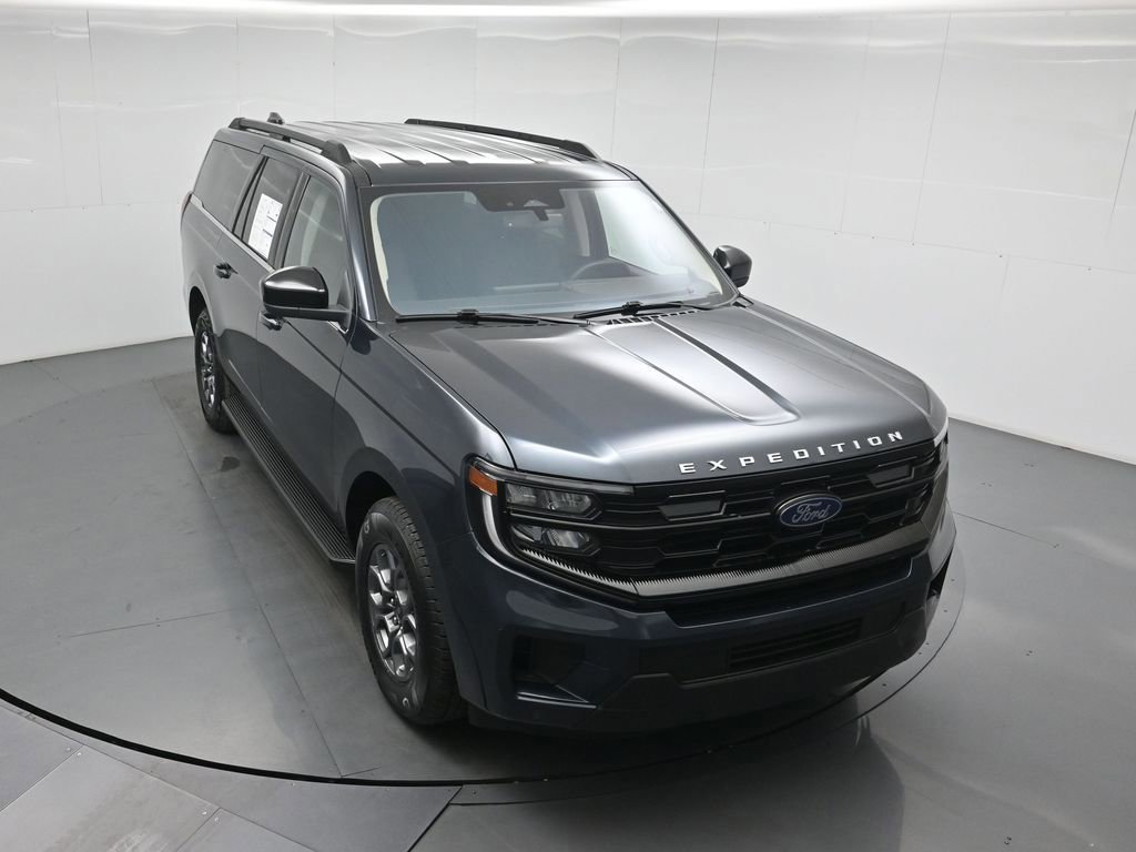 Certified 2025 Ford Expedition Max Active AWD/4WD image 3