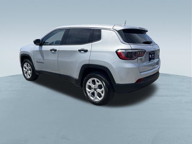 Used 2025 Jeep Compass Sport AWD/4WD image 8
