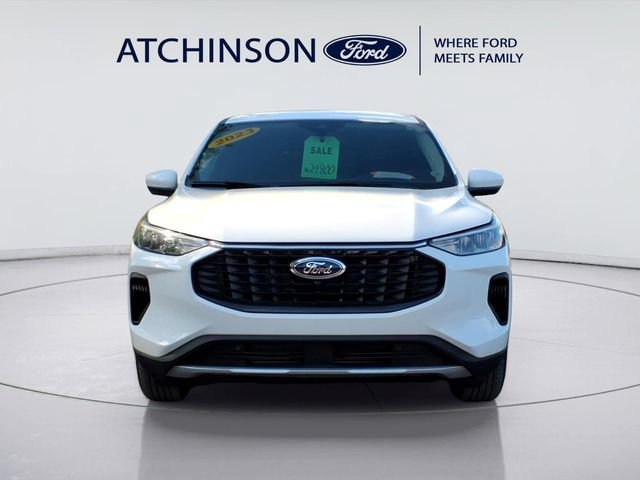 Certified 2023 Ford Escape Active w/ Tech Pack #2 AWD/4WD image 2