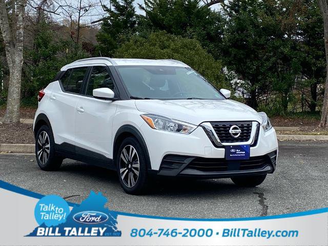 Used 2020 Nissan Kicks SV image 1