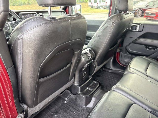 Used 2021 Jeep Wrangler Unlimited Sahara AWD/4WD image 16