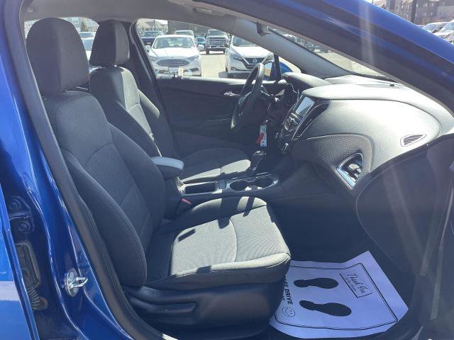 Used 2018 Chevrolet Cruze LT image 19