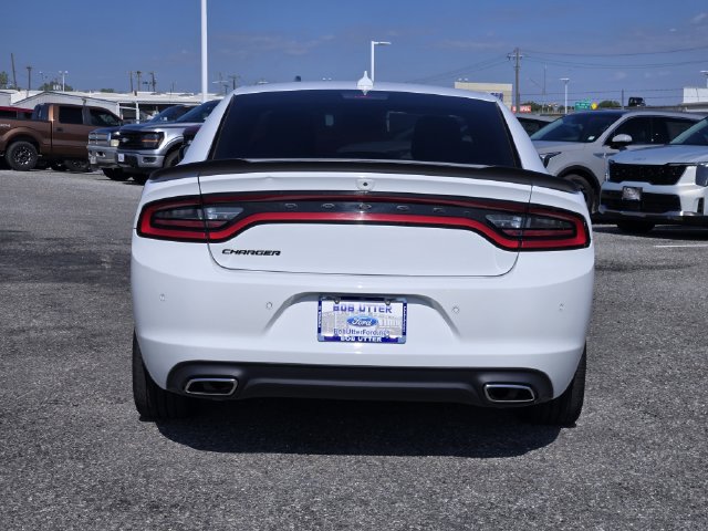 Used 2023 Dodge Charger SXT w/ Blacktop Package RWD image 6