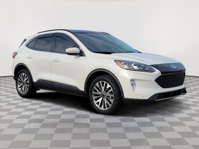 Certified 2022 Ford Escape Titanium w/ Class II Trailer Tow Package AWD/4WD image 7