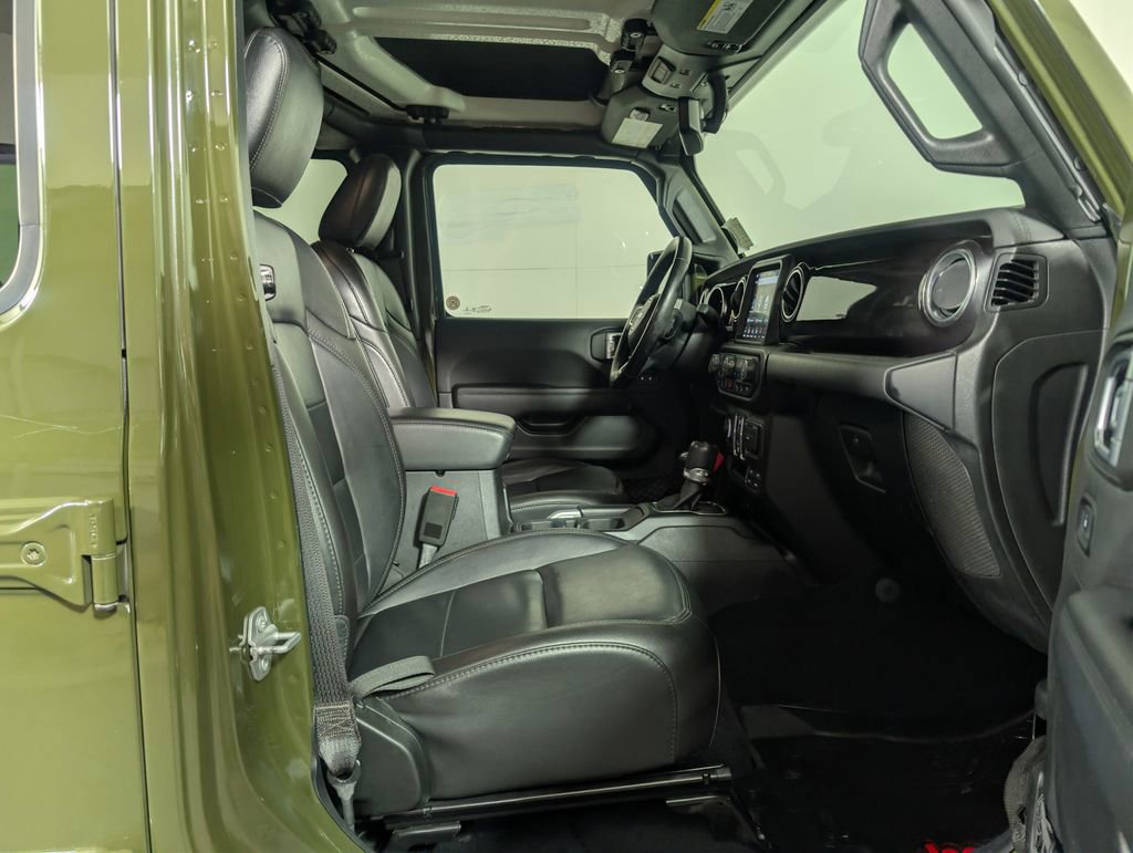Used 2021 Jeep Wrangler Unlimited Sahara image 11