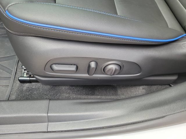 Used 2024 Buick Envista Sport Touring w/ Convenience I Package FWD image 7