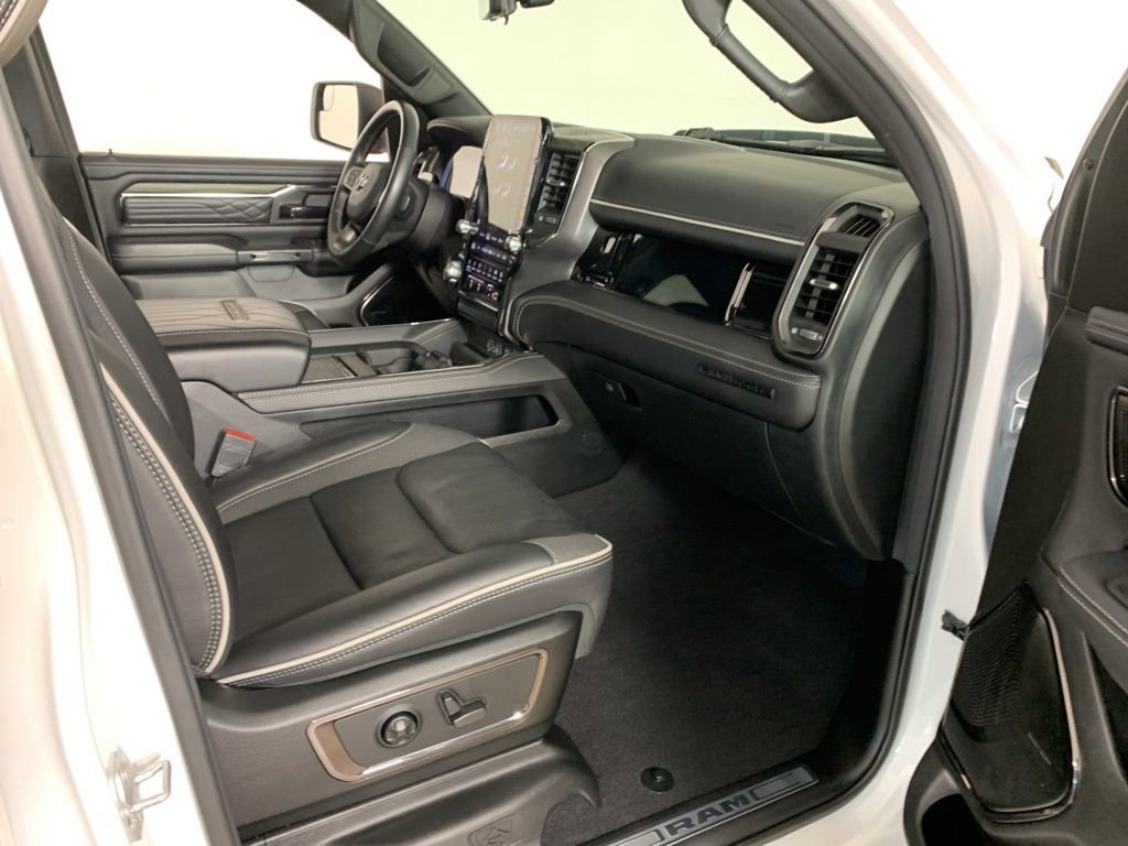 Used 2025 RAM 1500 Limited AWD/4WD image 45