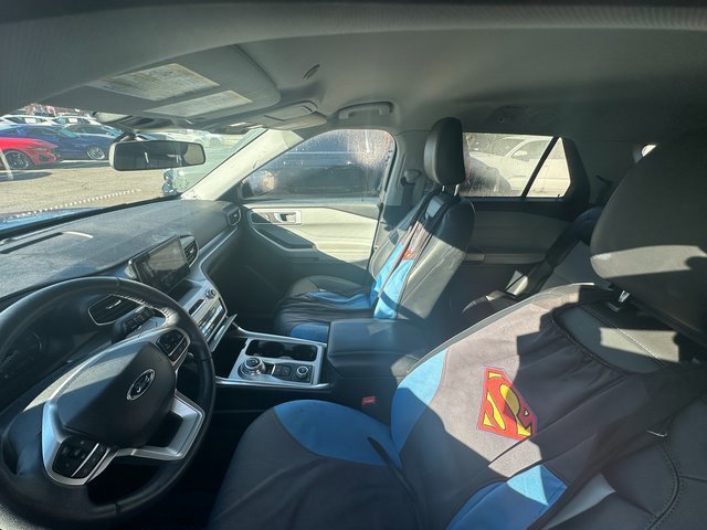 Certified 2022 Ford Explorer XLT w/ Equipment Group 202A image 3