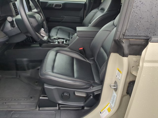 Certified 2025 Ford Bronco Badlands AWD/4WD image 16