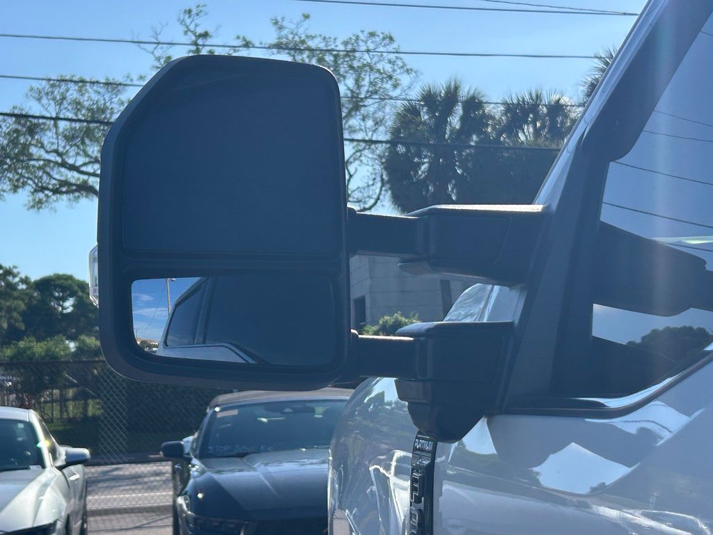 Certified 2025 Ford F350 Platinum w/ Platinum Plus Package AWD/4WD image 17