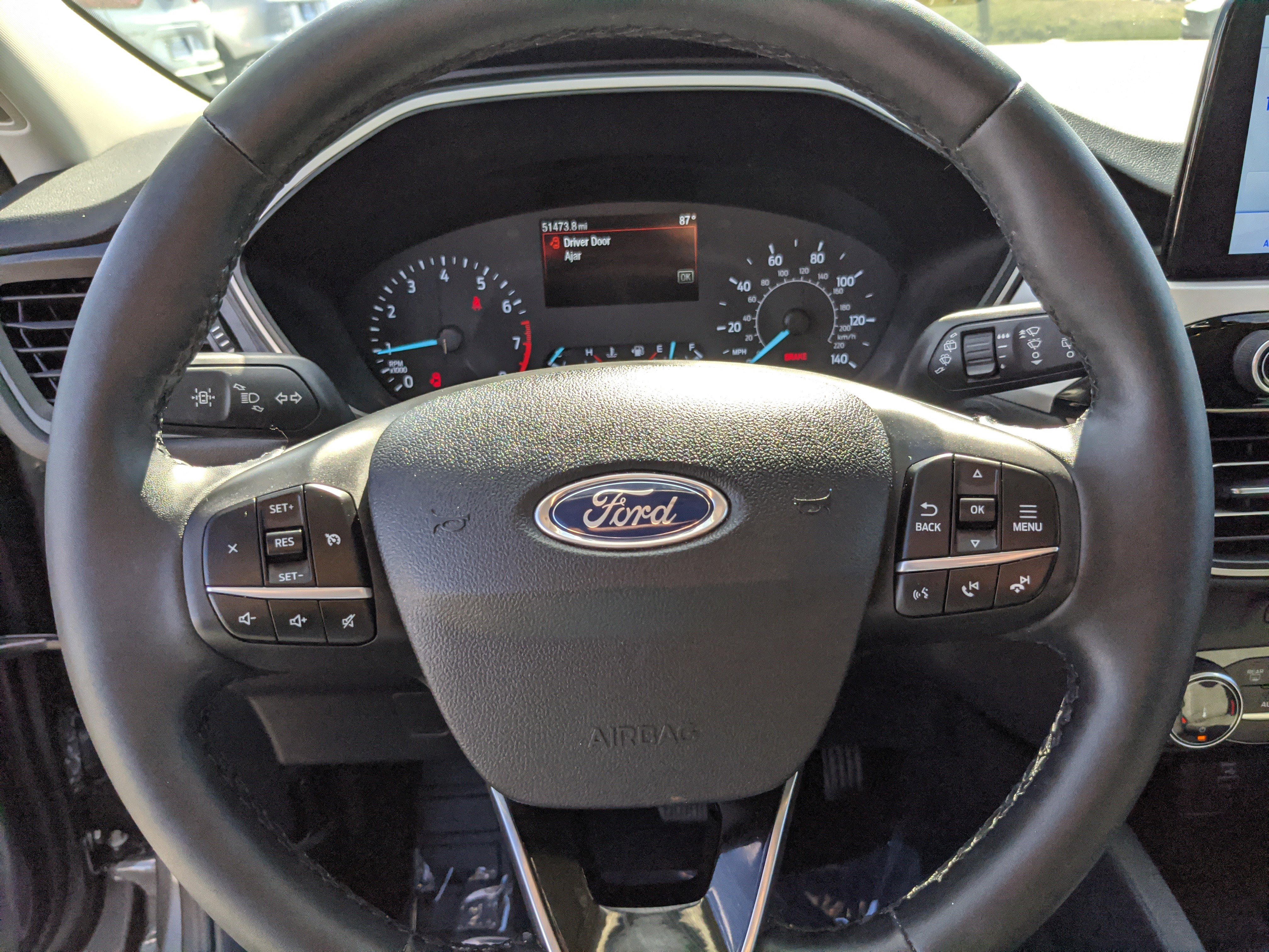 Certified 2022 Ford Escape SE w/ SE Sport Appearance Package image 32