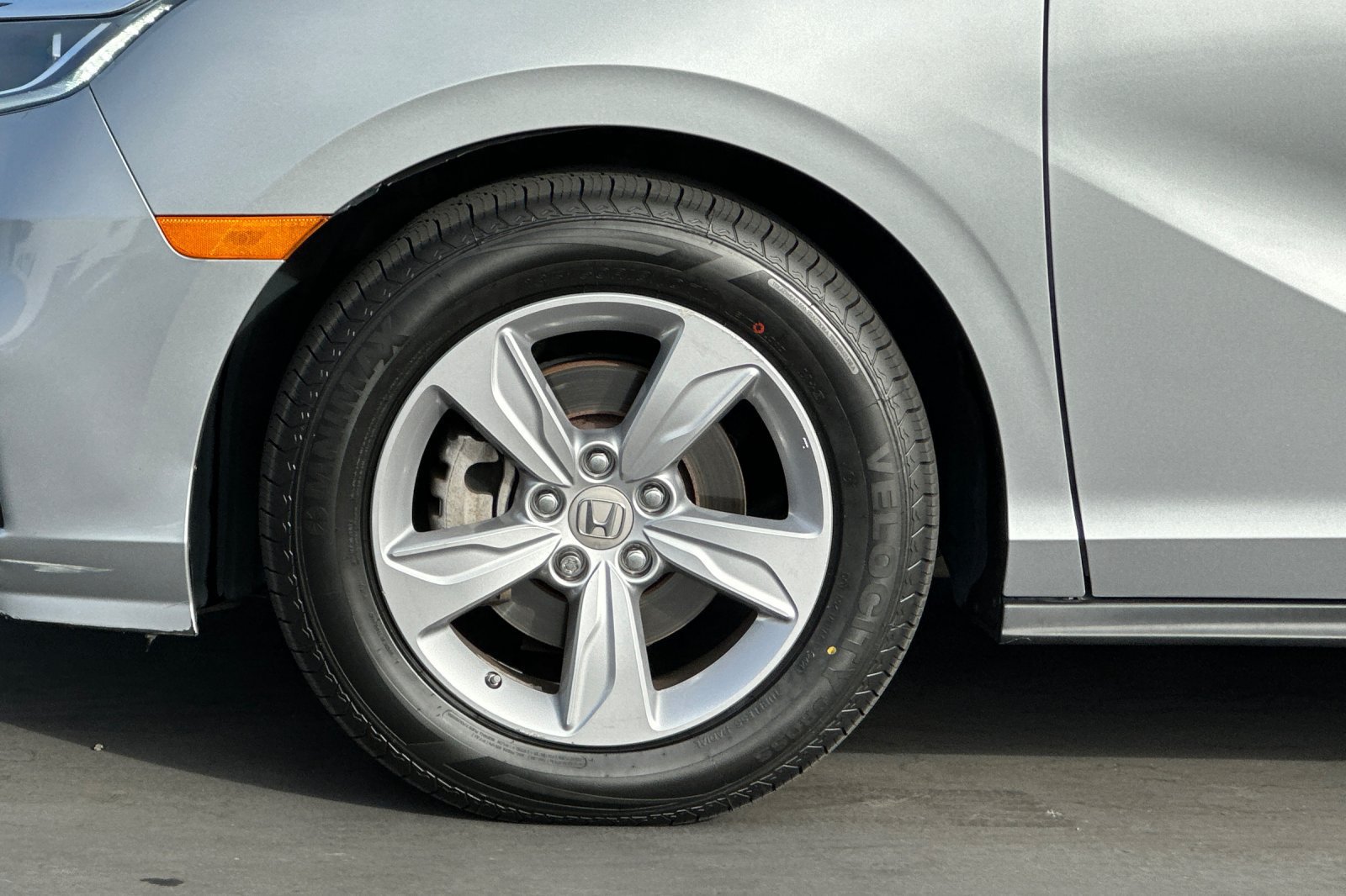 Used 2019 Honda Odyssey EX-L image 29