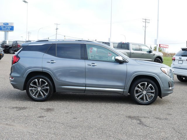 Used 2020 GMC Terrain Denali w/ Denali Premium Package image 6