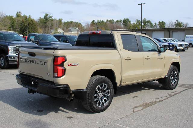 Used 2024 Chevrolet Colorado Z71 w/ Z71 Convenience Package 2 AWD/4WD image 5