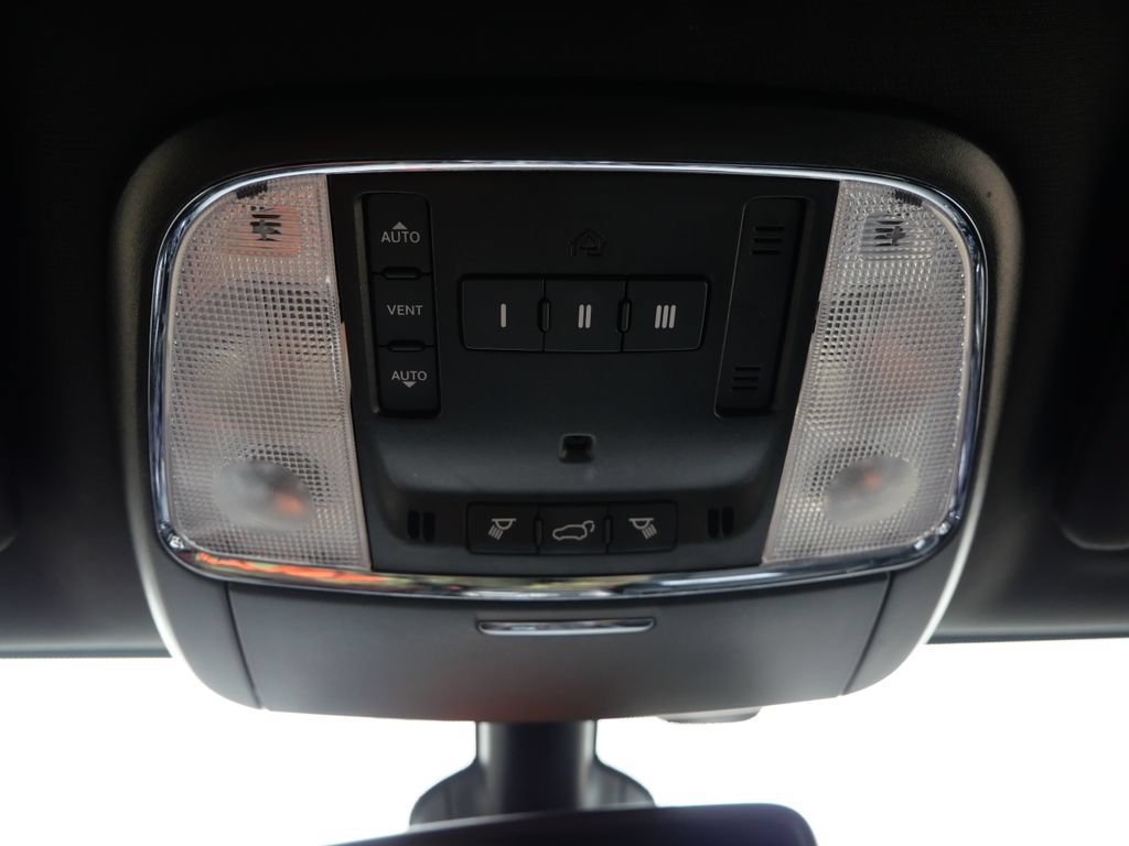 Used 2022 Jeep Grand Cherokee Limited RWD image 33