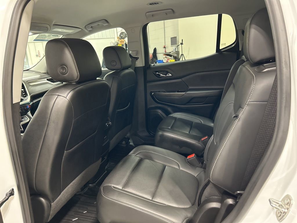 Used 2022 GMC Acadia SLT w/ Preferred Package image 26