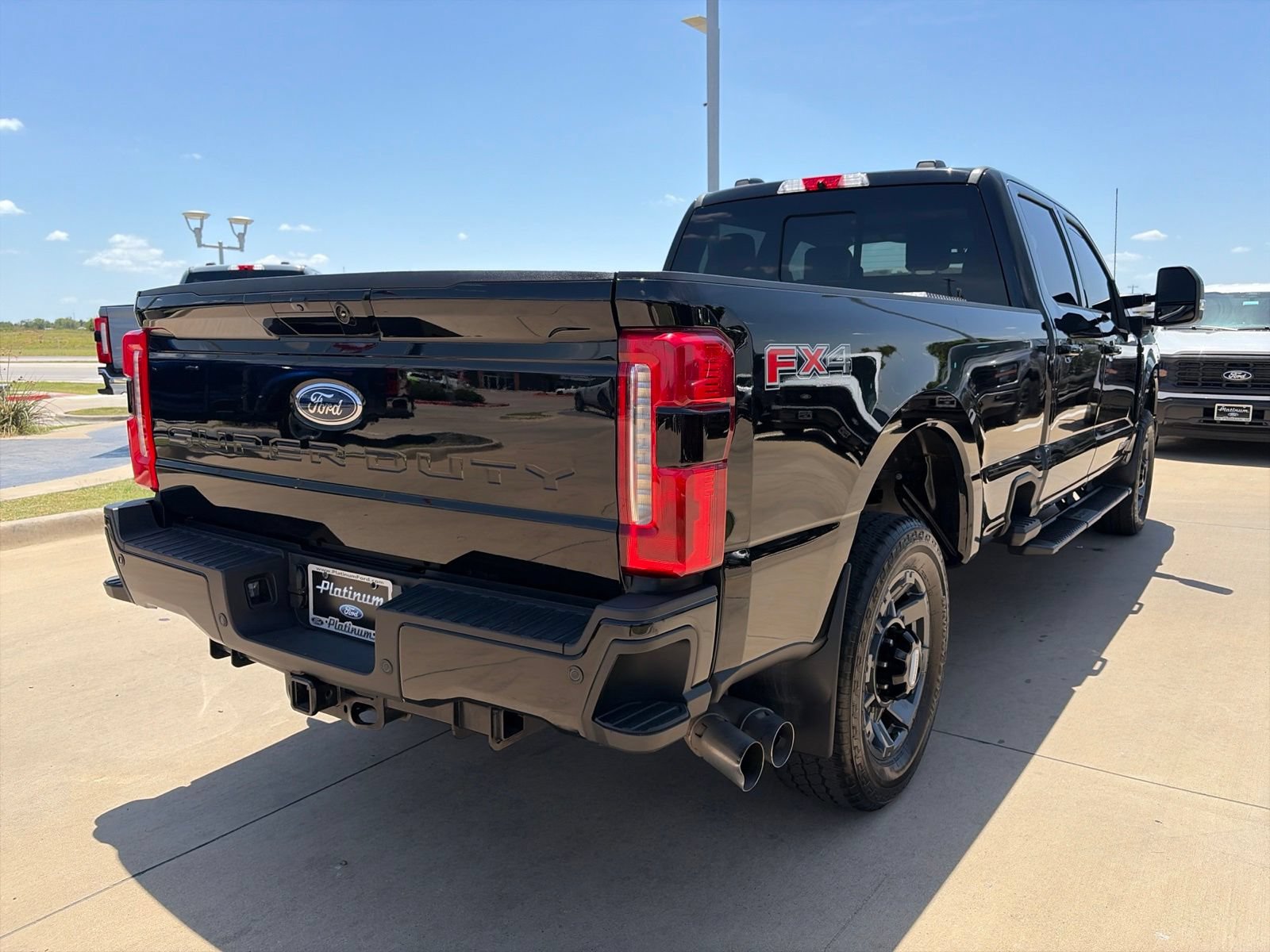 Certified 2023 Ford F350 Lariat w/ Lariat Ultimate Package AWD/4WD image 5