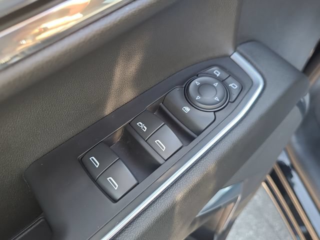 Used 2023 Chevrolet Silverado 1500 LT AWD/4WD image 20