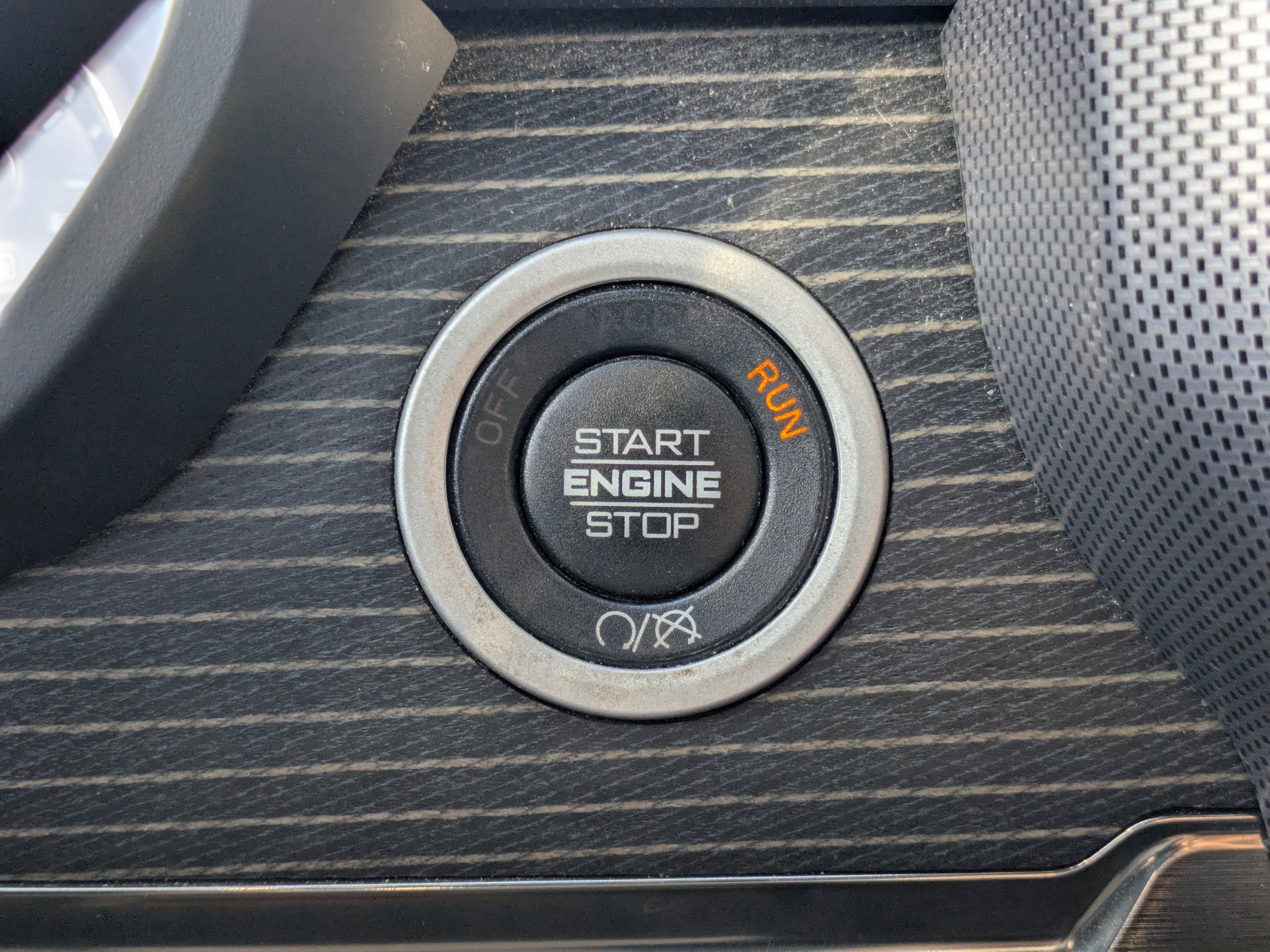 Used 2019 RAM 3500 Limited image 34