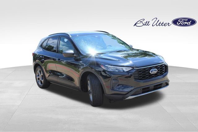 Certified 2025 Ford Escape ST-Line FWD image 3