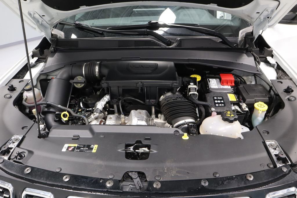 Used 2025 Jeep Compass Limited image 13