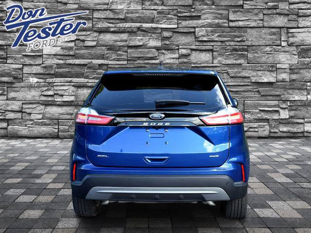 Certified 2023 Ford Edge SEL w/ Convenience Package AWD/4WD image 4
