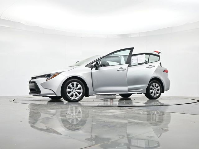Used 2024 Toyota Corolla LE FWD image 53