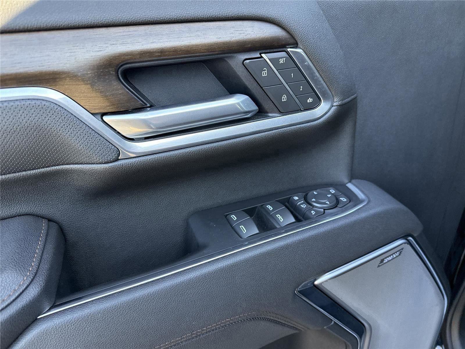 Used 2025 Chevrolet Silverado 2500 High Country w/ High Country Premium Package image 26