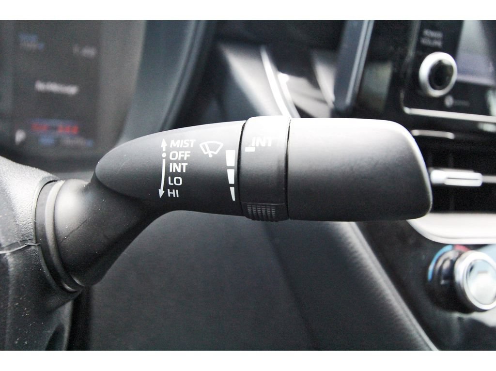 Used 2022 Toyota Corolla SE FWD image 17