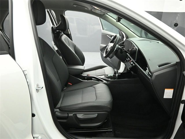 Used 2024 Kia Niro EX image 46