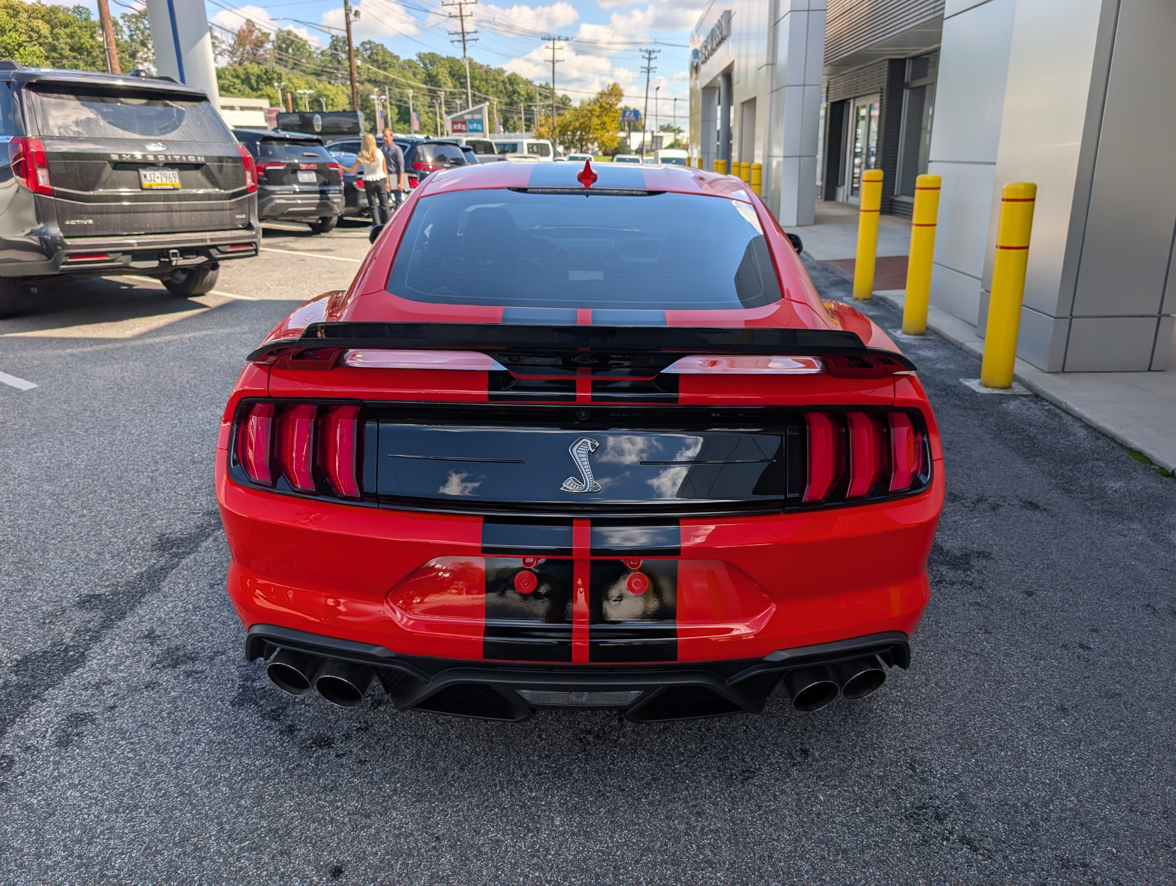 Certified 2022 Ford Mustang Shelby GT500 w/ Technology Package RWD image 6