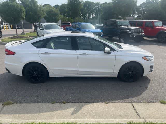 Certified 2019 Ford Fusion SE w/ Equipment Group 151A FWD image 7