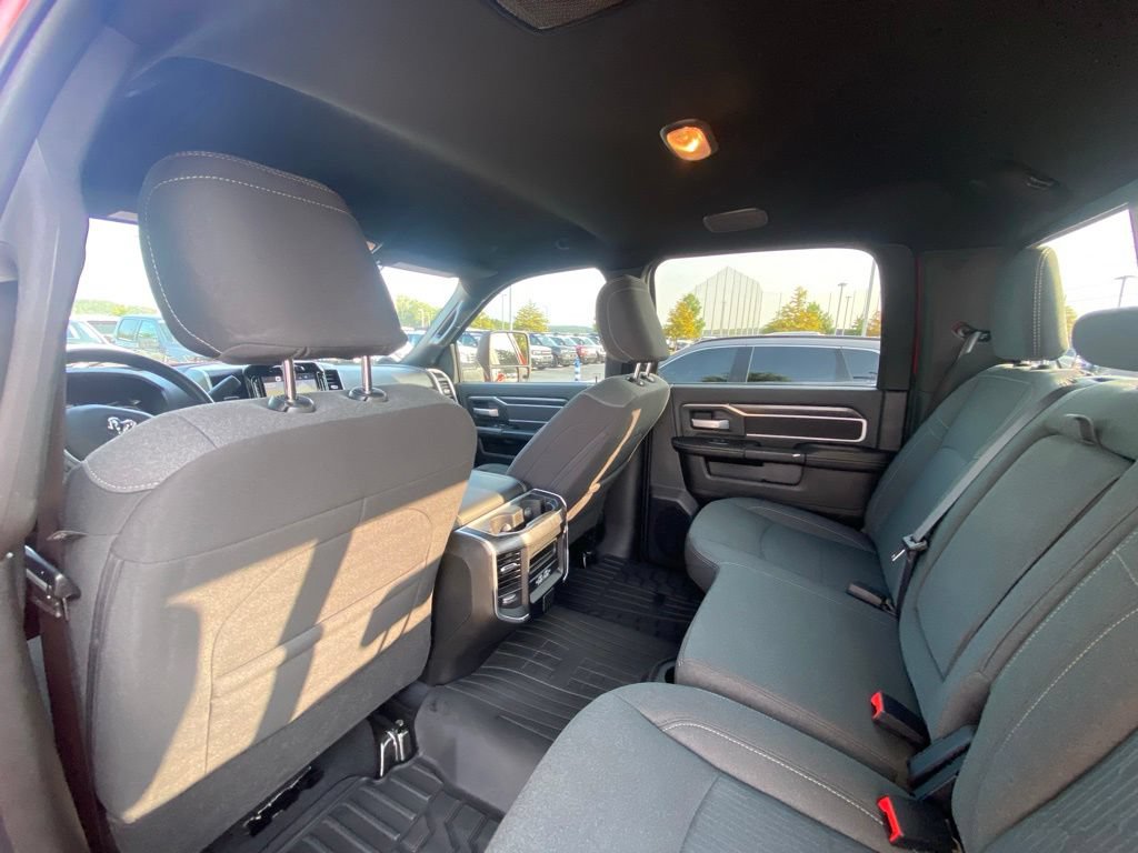 Used 2024 RAM 2500 Big Horn w/ Level 2 Equipment Group AWD/4WD image 23