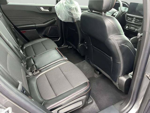 Certified 2023 Ford Escape ST-Line w/ Tech Pack #1 AWD/4WD image 11