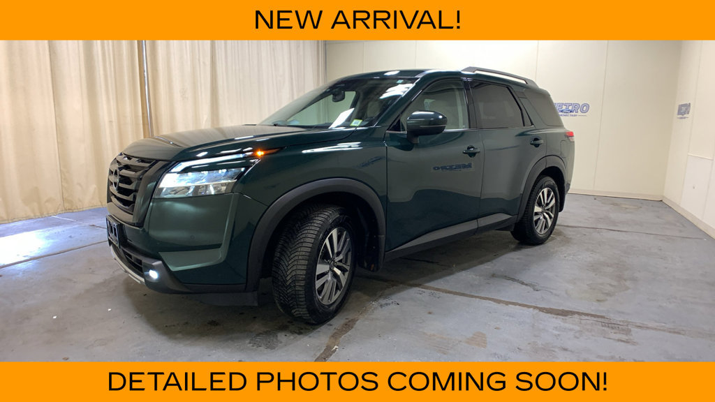 Used 2022 Nissan Pathfinder SL w/ SL Black Package AWD/4WD image 44