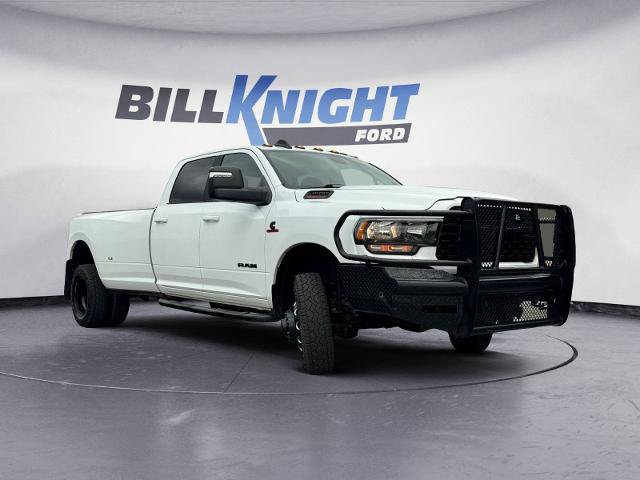 Used 2024 RAM 3500 Big Horn w/ Night Edition AWD/4WD image 7
